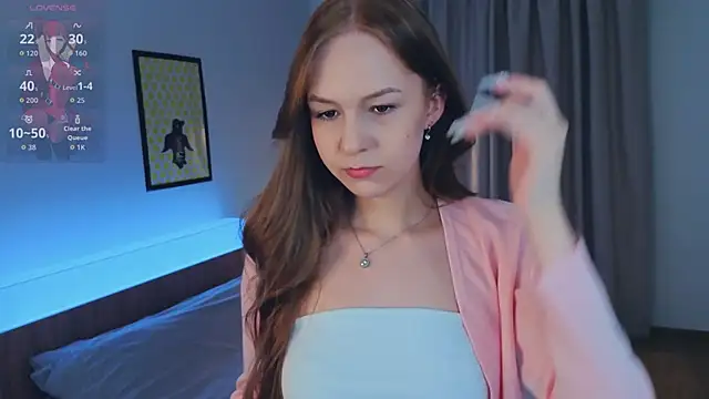 DevinAdinolfi online show from April 13, 2026, 8:35 pm