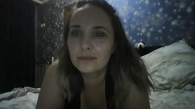 Alisa07qw online show from April 20, 2026, 3:02 pm