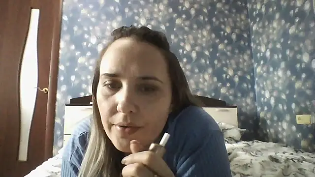 Alisa07qw online show from March 25, 2026, 6:02 am