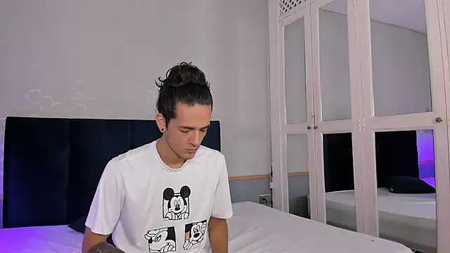 Skinny Mac online show from March 17, 2026, 12:08 pm