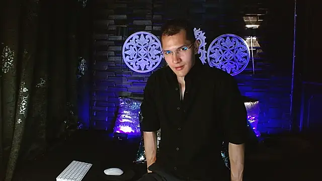 MilanDavid1 online show from March 27, 2026, 5:47 pm