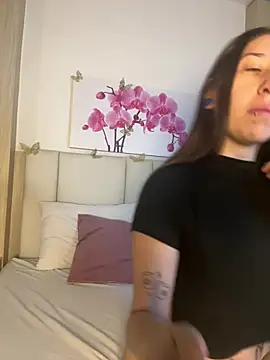 AmberVegaa online show from March 31, 2026, 12:40 pm