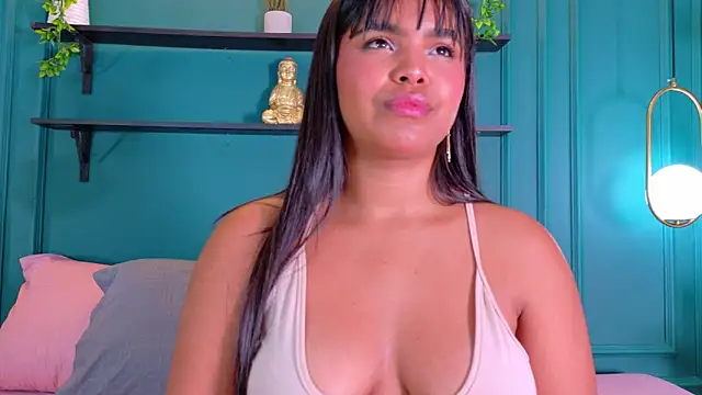Snapshot of ZoeyMonroe_ chatting on April 21, 2026, 3:13 am ZoeyMonroe online show from April 21, 2026, 3:13 am