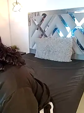 Liily Foxxy online show from April 13, 2026, 11:03 am