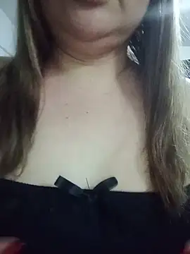 Snapshot of jennyyhottt chatting on July 8, 2026, 7:47 pm jennyyhottt online show from July 8, 2026, 7:47 pm