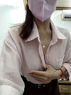 Mai phuong online show from April 22, 2026, 7:37 am