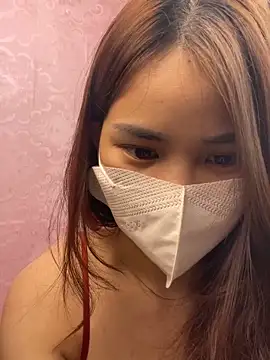 Emma 2603 online show from April 4, 2026, 1:06 pm