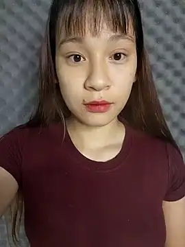 Snapshot of -Hicici- chatting on July 16, 2026, 12:29 am -Hicici- online show from July 16, 2026, 12:29 am