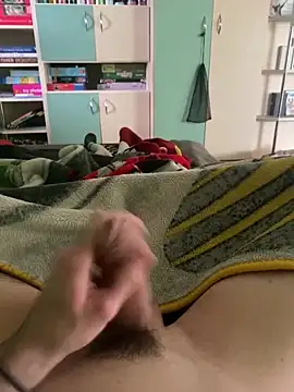 smallcoock online show from April 13, 2026, 12:31 pm