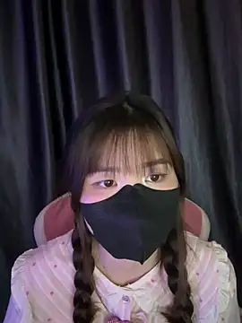 Cum-withyou online show from May 5, 2026, 3:31 am
