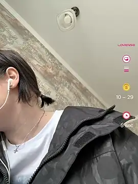 Snapshot of HubbaBaby chatting on April 30, 2026, 10:22 am HubbaBaby online show from April 30, 2026, 10:22 am