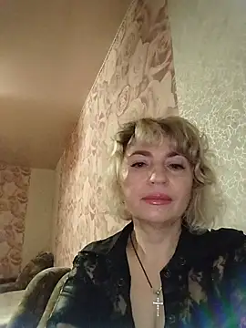 NataLilu826 online show from May 18, 2026, 6:45 pm