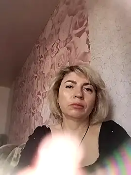 NataLilu826 online show from May 6, 2026, 5:11 am