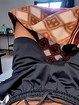 Roy3 2 online show from April 6, 2026, 5:41 am