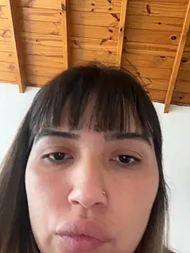 Snapshot of miicbebita chatting on April 22, 2026, 3:08 pm miicbebita online show from April 22, 2026, 3:08 pm