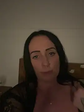 Freya-lane online show from April 17, 2026, 8:22 pm