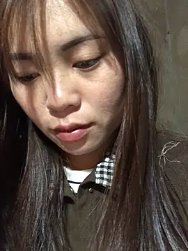 Akira-baby online show from April 3, 2026, 12:28 am