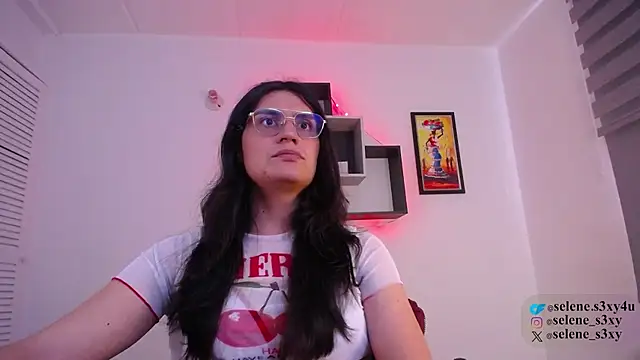 selene cutie online show from March 15, 2026, 4:14 pm