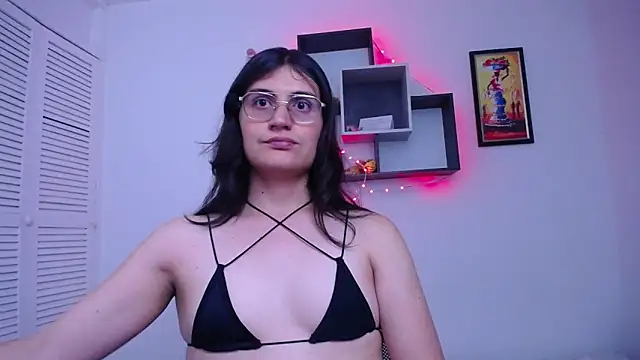 selene cutie online show from March 11, 2026, 12:26 am