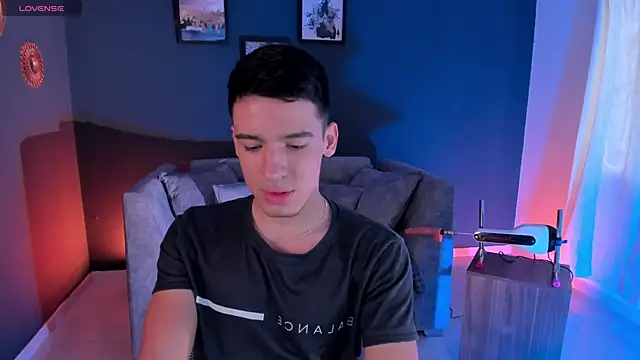 Snapshot of david_osorio chatting on May 27, 2026, 8:16 pm david osorio online show from May 27, 2026, 8:16 pm