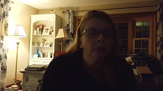 Snapshot of Stickywethoney chatting on April 3, 2026, 12:06 am Stickywethoney online show from April 3, 2026, 12:06 am