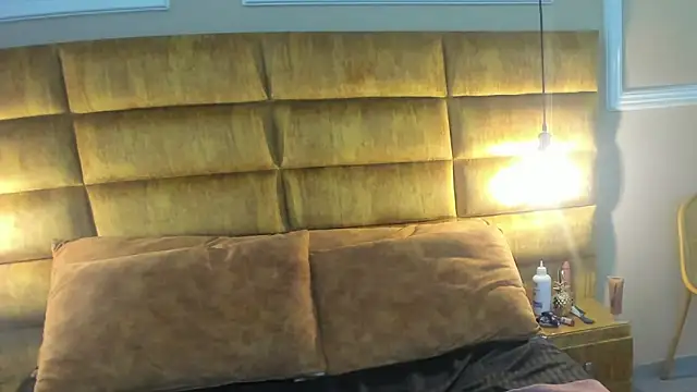 emhavega online show from April 3, 2026, 12:55 pm