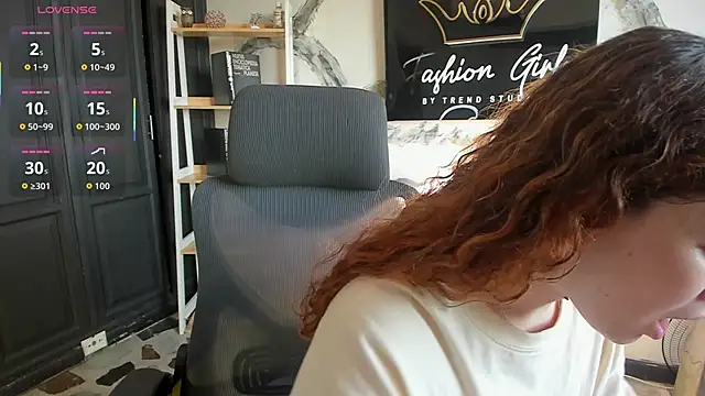 AphroditeSweett online show from March 16, 2026, 9:28 pm