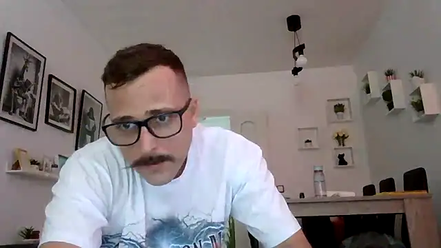 Snapshot of yanick931 chatting on June 1, 2026, 4:06 pm yanick931 online show from June 1, 2026, 4:06 pm
