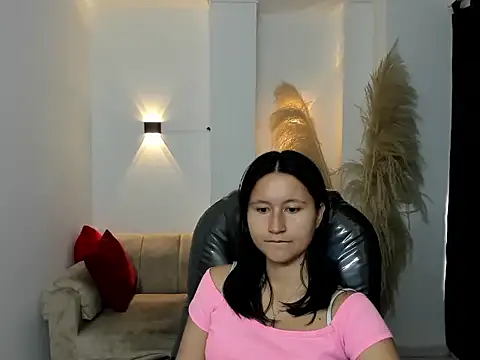 isabella grace18 online show from March 25, 2026, 1:21 pm