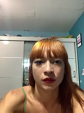 Snapshot of Angellmel chatting on April 6, 2026, 9:49 pm Angellmel online show from April 6, 2026, 9:49 pm