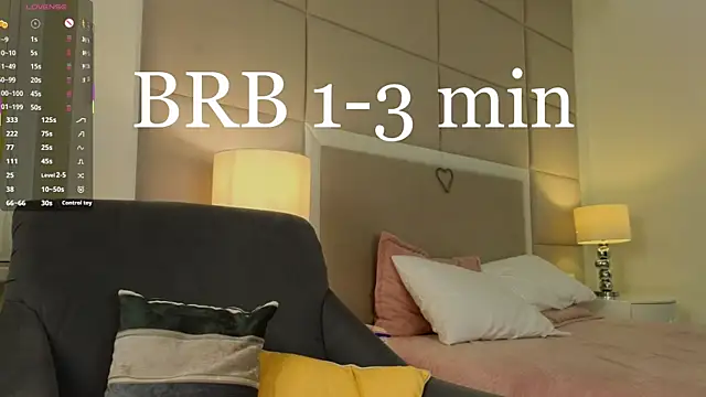 Boobinary online show from April 9, 2026, 1:18 am