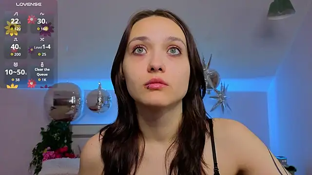 DarcyBlackwood online show from April 6, 2026, 1:34 am