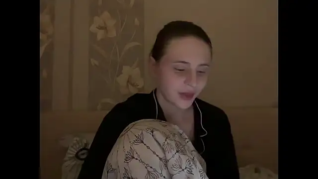 little shy girll online show from April 3, 2026, 8:48 pm