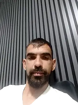 luys23 online show from March 28, 2026, 4:24 am