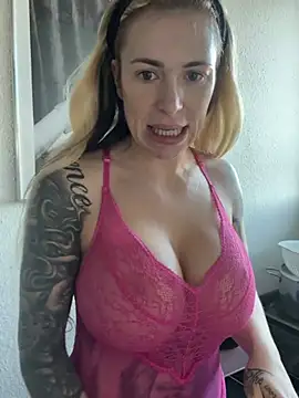 SelinaGalinsky6 online show from March 26, 2026, 4:27 pm