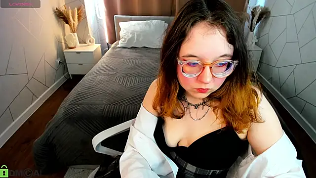 Aleks-caster online show from April 1, 2026, 10:05 am