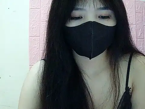 VyVy18 online show from April 2, 2026, 12:56 pm