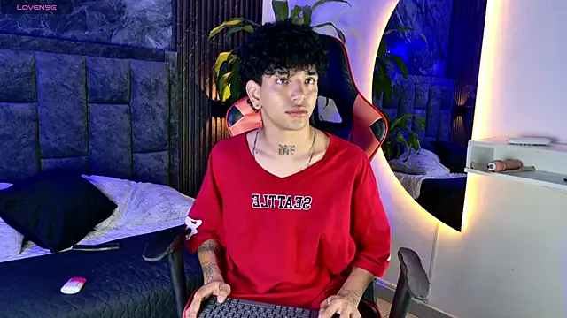 noah travis online show from April 14, 2026, 1:16 pm