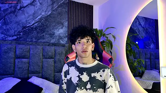 noah travis online show from April 11, 2026, 1:04 pm