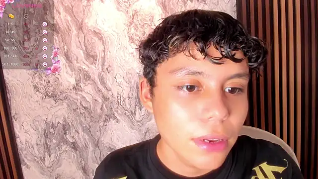 Snapshot of chico_medusa chatting on May 2, 2026, 8:36 pm chico medusa online show from May 2, 2026, 8:36 pm