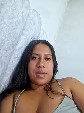 Scarlett zoee online show from April 9, 2026, 3:19 am