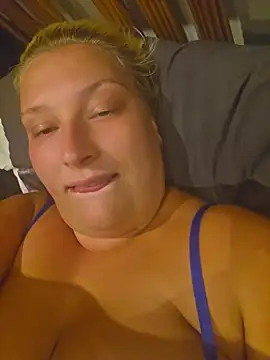 Sexy-Mumma-ElsieX online show from July 28, 2026, 8:52 pm