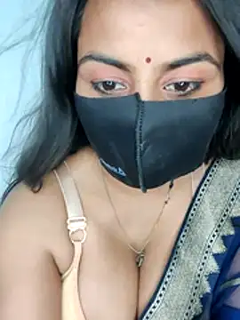 hot8178 online show from April 4, 2026, 8:21 am