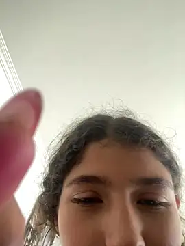 LINDA EF online show from March 31, 2026, 1:57 pm