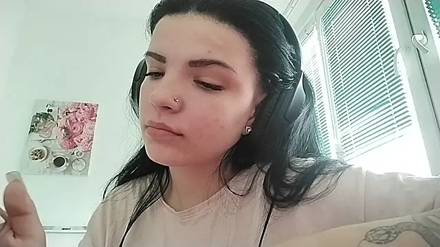 Kateqte online show from March 31, 2026, 11:12 am