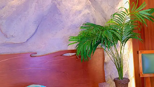 Barbiie black online show from March 31, 2026, 3:58 pm