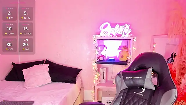 Julieth Caandy online show from March 27, 2026, 11:44 am