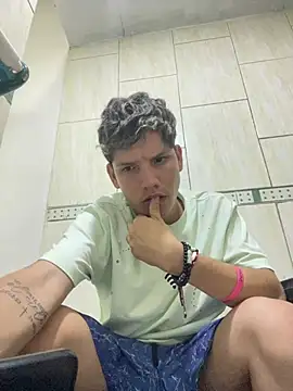 Theus26  online show from March 31, 2026, 11:51 pm