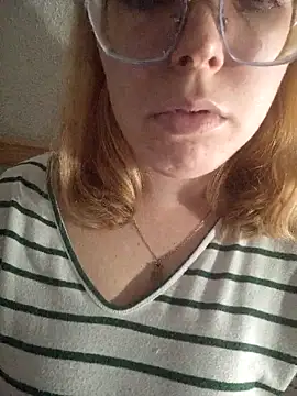 kitsuneniki online show from March 23, 2026, 8:19 pm