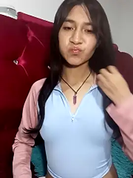 KarolaMendez online show from April 1, 2026, 12:13 am